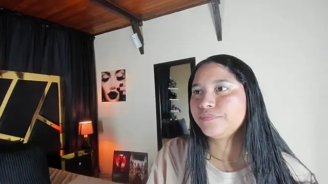 EmiliWilliams online show from 11-14-25, 11:41