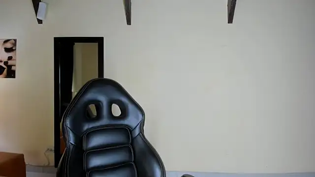 EmiliWilliams online show from 09-30-25, 11:11