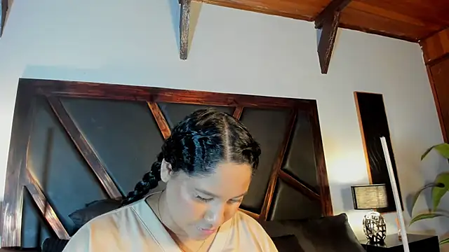 EmiliWilliams online show from 05-05-26, 10:02