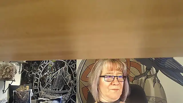 Snapshot of TittenMichelle chatting on 05-01-26, 03:39 TittenMichelle online show from 05-01-26, 03:39