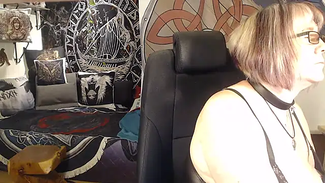 TittenMichelle online show from 06-03-26, 04:44