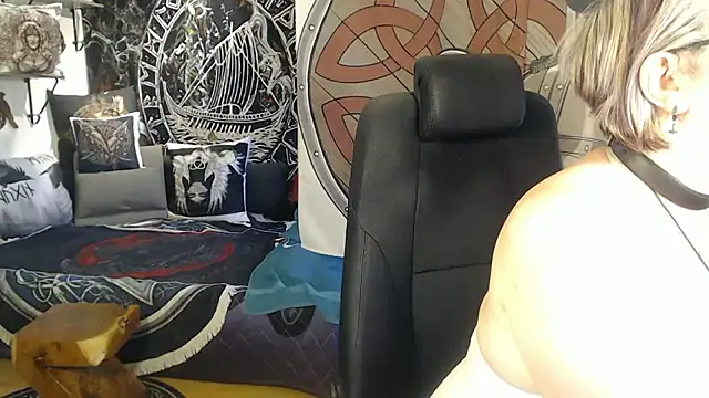 TittenMichelle online show from 06-17-26, 04:34