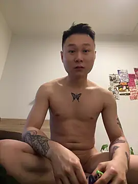 Eric246 online show from 04-05-26, 08:43