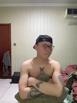 Eric246 online show from 03-07-26, 05:18