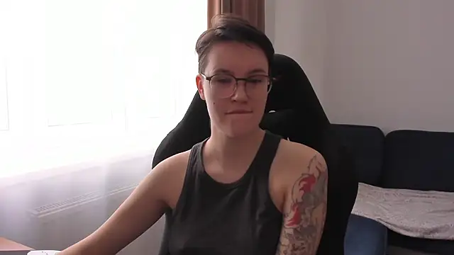 JessieFlower online show from 03-25-26, 08:35