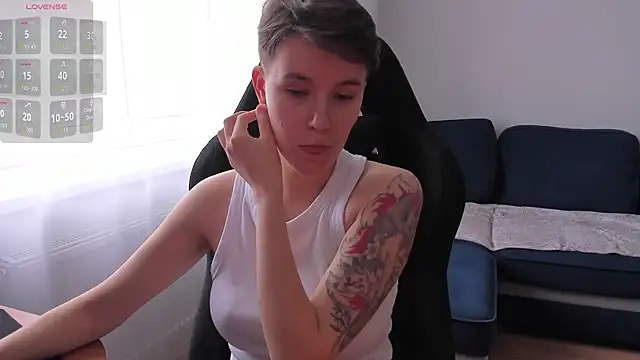 Snapshot of JessieFlower chatting on 11-07-25, 08:52 JessieFlower online show from 11-07-25, 08:52