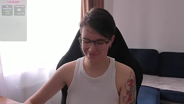 JessieFlower online show from 04-19-26, 08:15