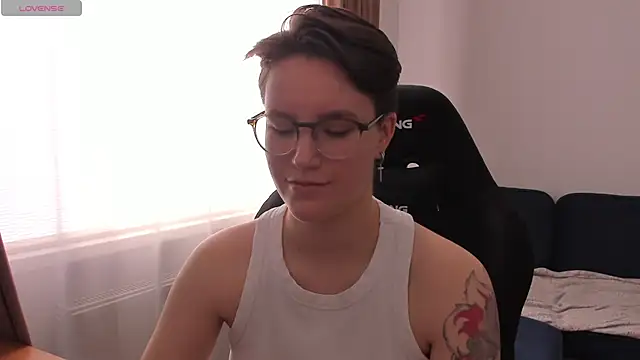 JessieFlower online show from 04-02-26, 07:48