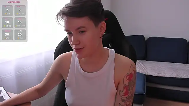 Snapshot of JessieFlower chatting on 11-08-25, 09:02 JessieFlower online show from 11-08-25, 09:02