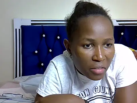 Snapshot of Goddess_nanaya chatting on 09-21-25, 09:58 Goddess nanaya online show from 09-21-25, 09:58