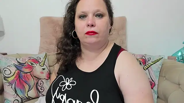 KarolineJoyy online show from 11-06-25, 08:13