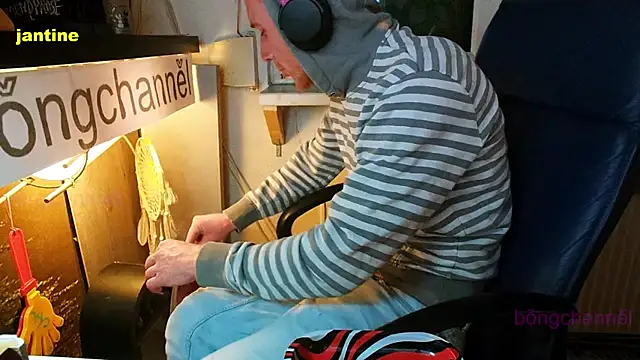 BongChannel online show from 01-23-25, 01:19