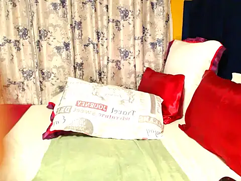 ChloeTyler23 online show from 10-22-25, 11:36