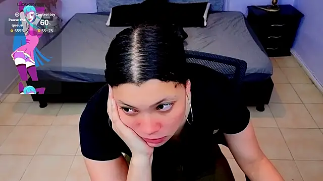 Snapshot of Lana_stone_ chatting on 10-06-25, 03:19 Lana stone online show from 10-06-25, 03:19