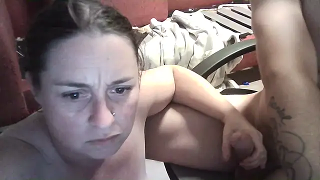 Snapshot of Ston3r420Coupl3 chatting on 01-10-25, 07:11 Ston3r420Coupl3 online show from 01-10-25, 07:11