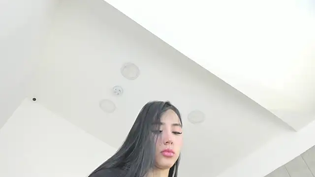 Snapshot of tamyleen chatting on 01-28-25, 10:12 tamyleen online show from 01-28-25, 10:12