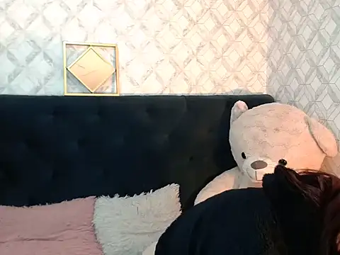 Emma-Wilson online show from 10-03-25, 06:26