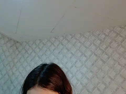 Emma-Wilson online show from 05-08-26, 05:22