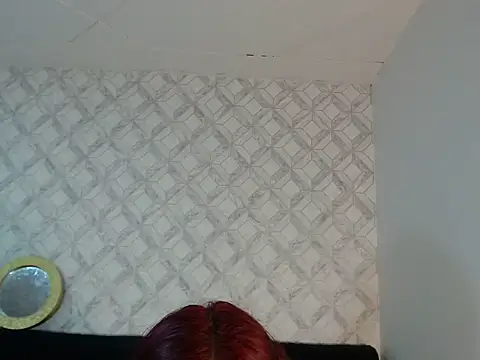 Snapshot of Emma-Wilson chatting on 06-03-26, 04:35 Emma-Wilson online show from 06-03-26, 04:35