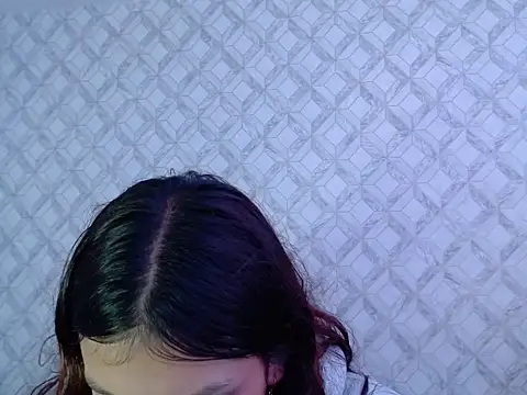 Emma-Wilson online show from 04-12-26, 04:49