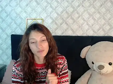 Emma-Wilson online show from 12-23-25, 04:56