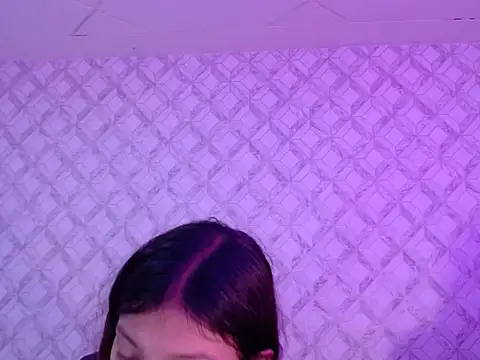 Emma-Wilson online show from 05-09-26, 05:22