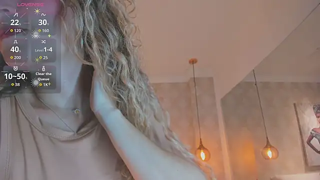 Shantall   online show from 04-21-26, 11:06