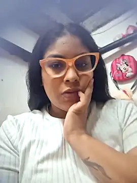 Angela 36 online show from 11-19-25, 02:44