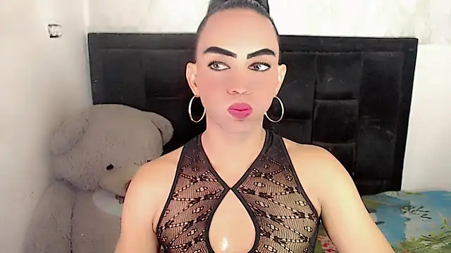 Michell Queen online show from 11-16-25, 07:46