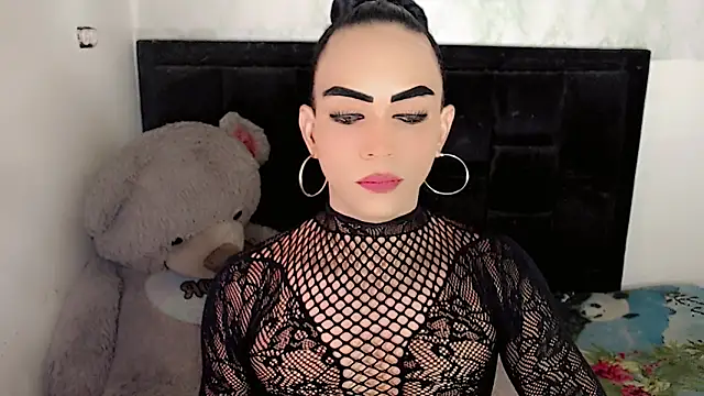 Michell Queen online show from 12-14-25, 08:42