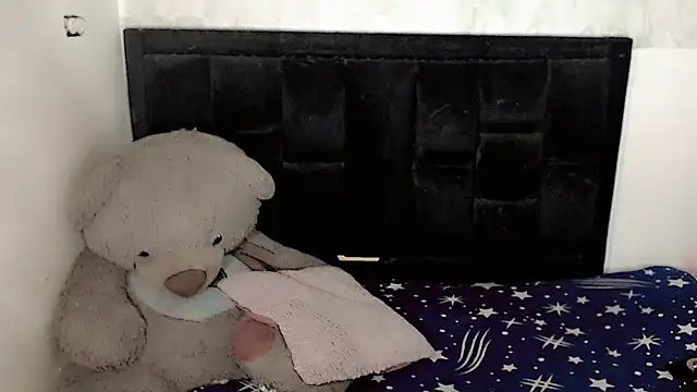 Michell Queen online show from 12-19-25, 11:18