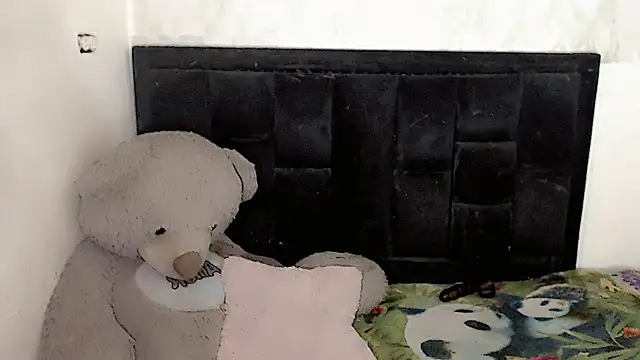 Michell Queen online show from 11-03-25, 03:56