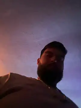 bigdickgio6923 online show from 02-22-26, 01:30