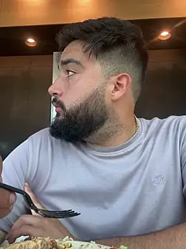 bigdickgio6923 online show from 02-15-26, 09:03