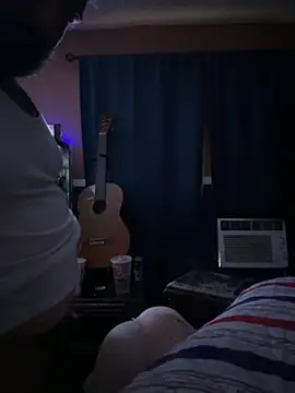 bigdickgio6923 online show from 05-09-26, 11:30