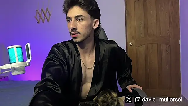 Snapshot of David_Brown18 chatting on 02-15-25, 11:14 David Brown18 online show from 02-15-25, 11:14