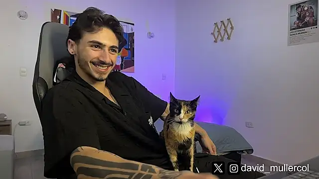 Snapshot of David_Brown18 chatting on 03-02-25, 10:02 David Brown18 online show from 03-02-25, 10:02