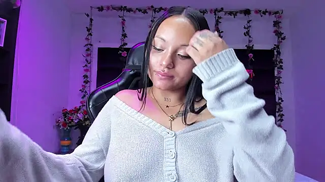 sweelanna   online show from 11-22-25, 01:59