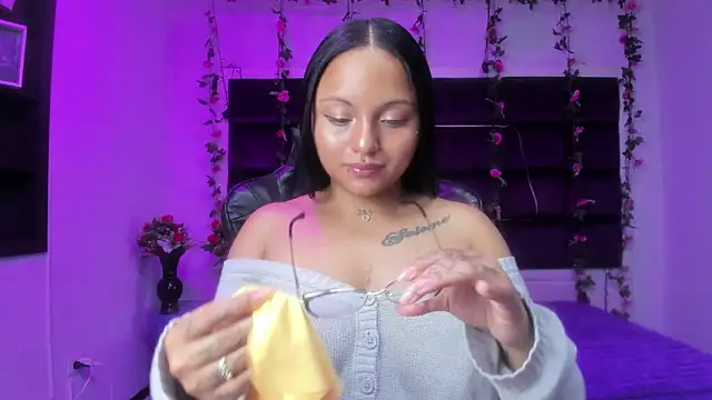 sweelanna   online show from 04-09-26, 01:29