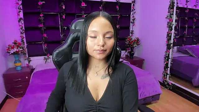 sweelanna   online show from 03-07-25, 08:02