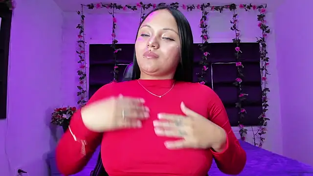 Snapshot of sweelanna__ chatting on 02-03-26, 07:13 sweelanna online show from 02-03-26, 07:13