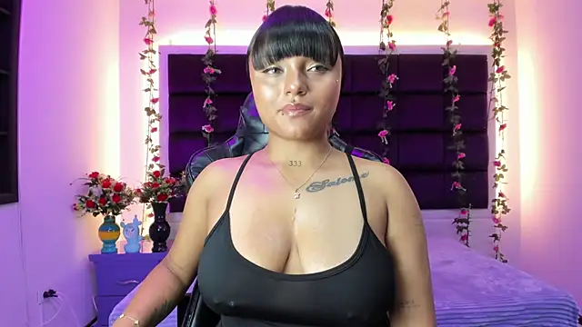 Snapshot of sweelanna__ chatting on 07-16-26, 12:51 sweelanna online show from 07-16-26, 12:51