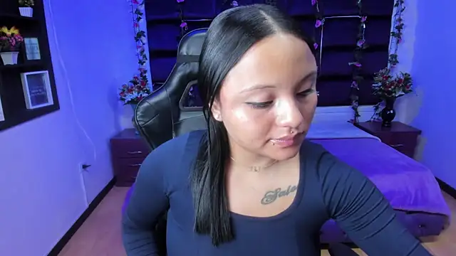 sweelanna   online show from 03-11-25, 01:59