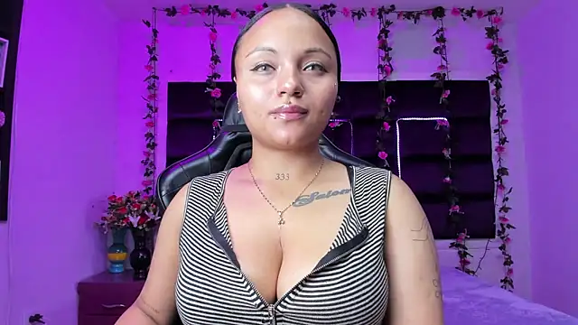 sweelanna   online show from 11-14-25, 01:31