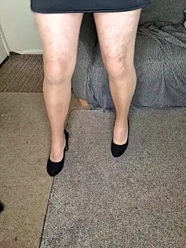 ellie-tv online show from 11-06-25, 09:46