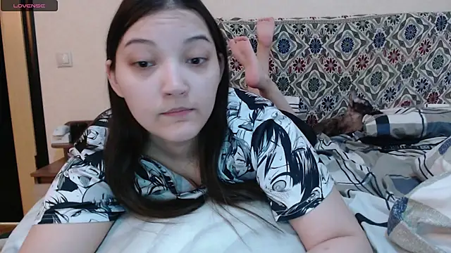 Snapshot of AlisaDevis chatting on 02-15-25, 02:11 AlisaDevis online show from 02-15-25, 02:11