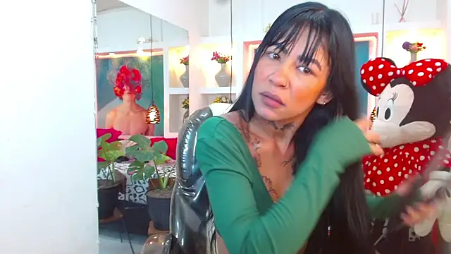 lorenapinto online show from 09-11-25, 08:42