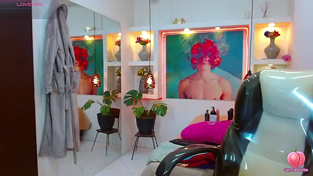 lorenapinto online show from 11-05-25, 02:36