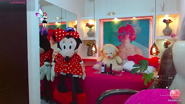 lorenapinto online show from 10-22-25, 01:49