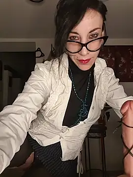 freyamoret online show from 05-06-26, 01:53